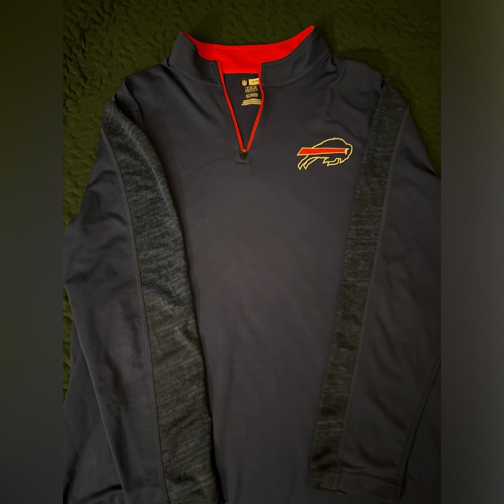 Buffalo Bills quarter zip long sleeve pullover sweatshirt fleece men’s size XL